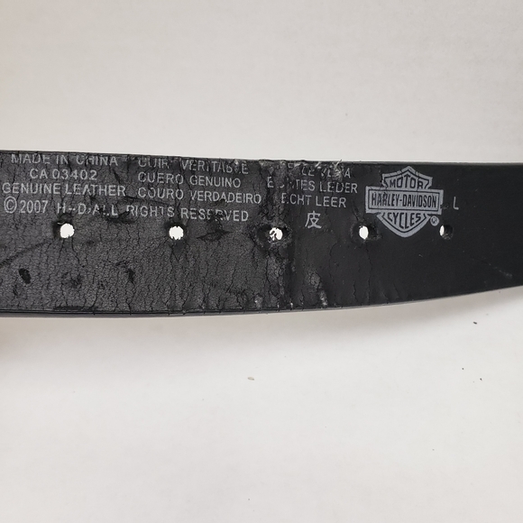 Harley Davidson Lg womens black leather belt silver buckle Waist 34-38 Flawed - Picture 5 of 8